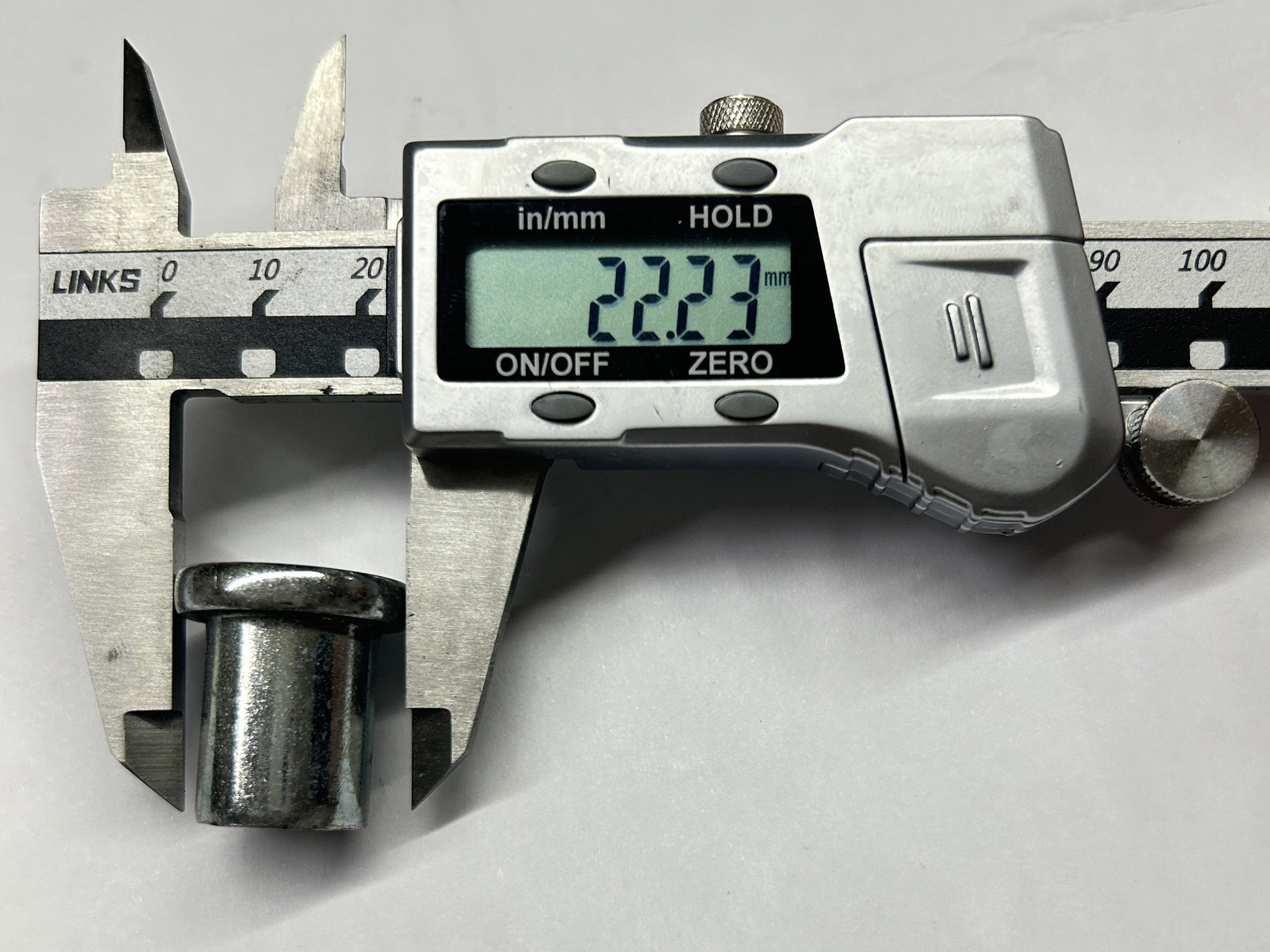 K&iacute;ch thước đinh t&aacute;n của khớp nối gi&agrave;n gi&aacute;o