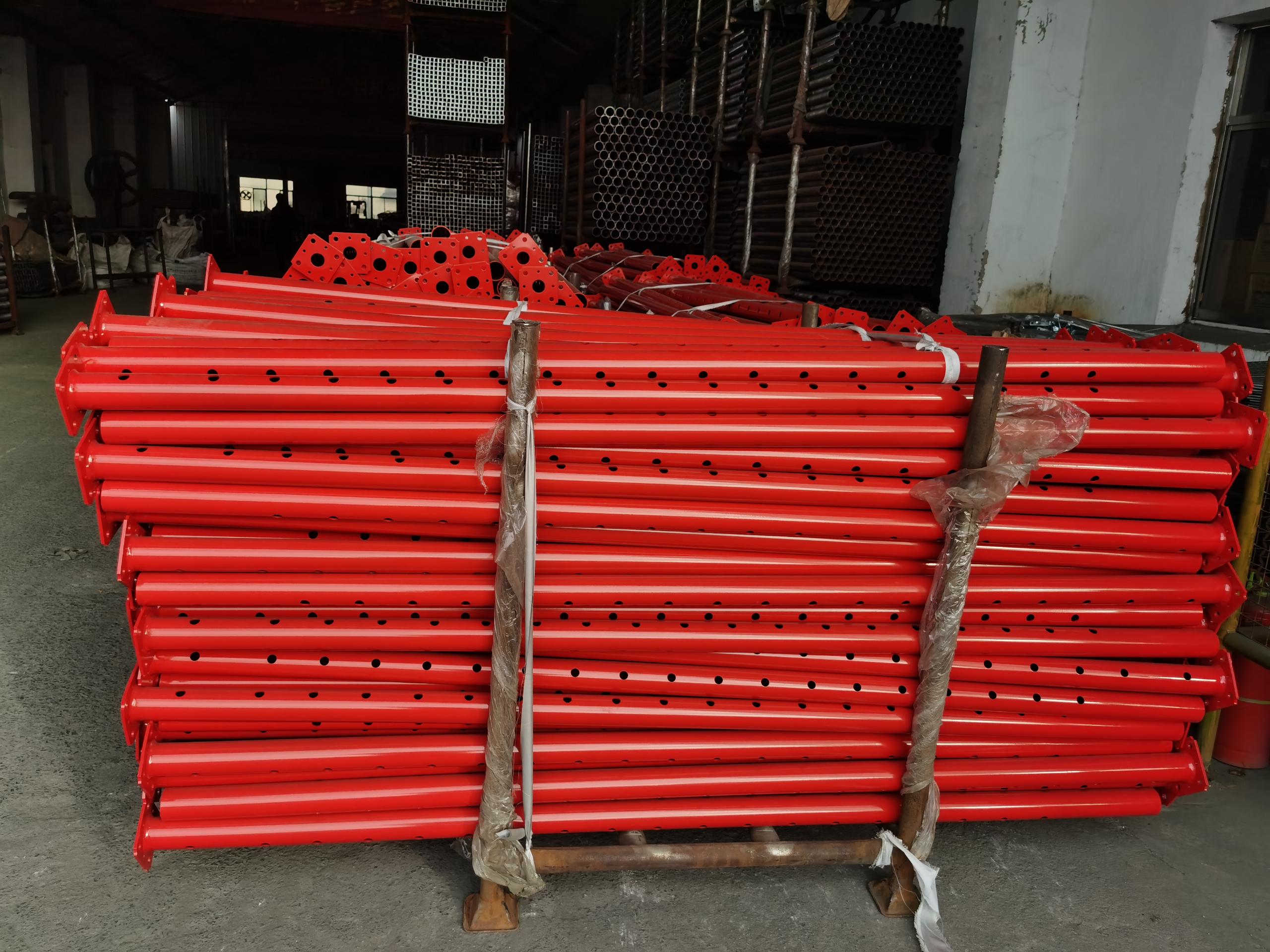 Đạo cụ thép hạng nặng