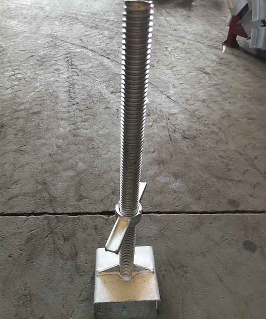 Giàn giáo thép u đầu jack