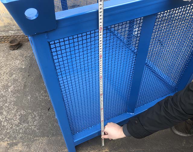 Pallet thép 10