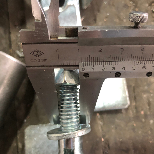 bảng giữ lại khớp nối