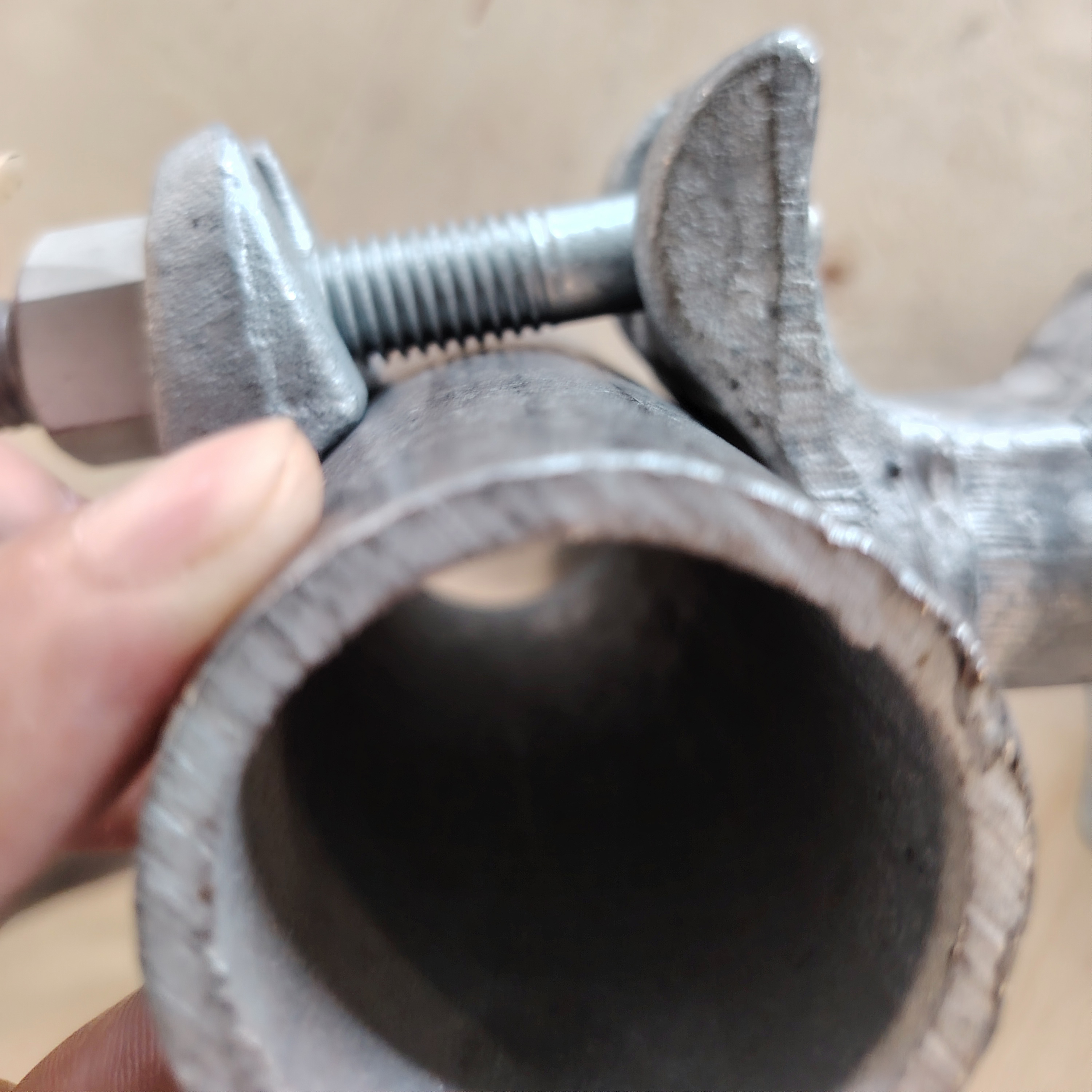 c&aacute;ch kẹp gi&agrave;n gi&aacute;o h&igrave;nh đặc biệt - 98mm 