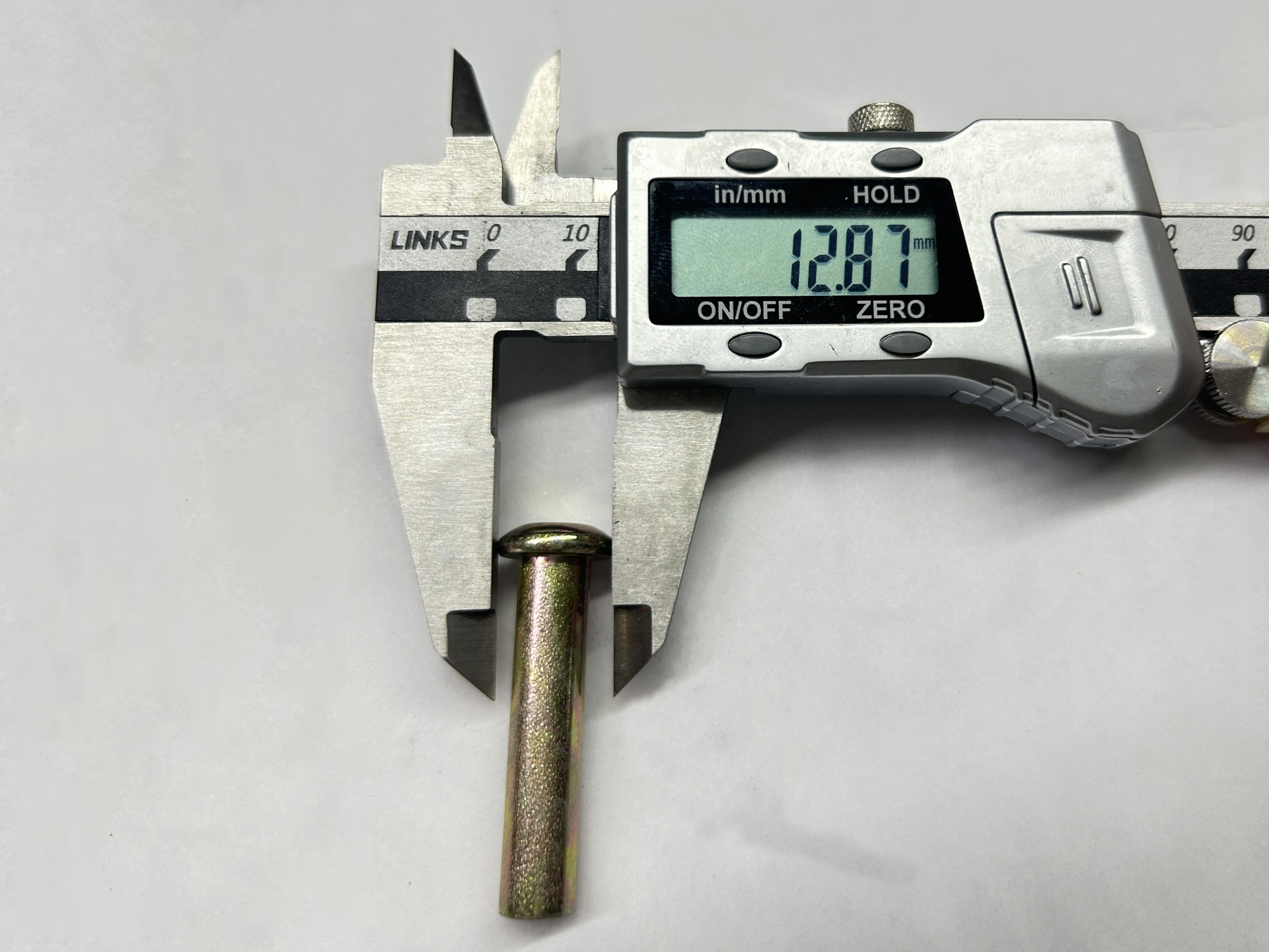 đinh t&aacute;n của khớp nối gi&agrave;n gi&aacute;o K&iacute;ch thước đinh t&aacute;n của 