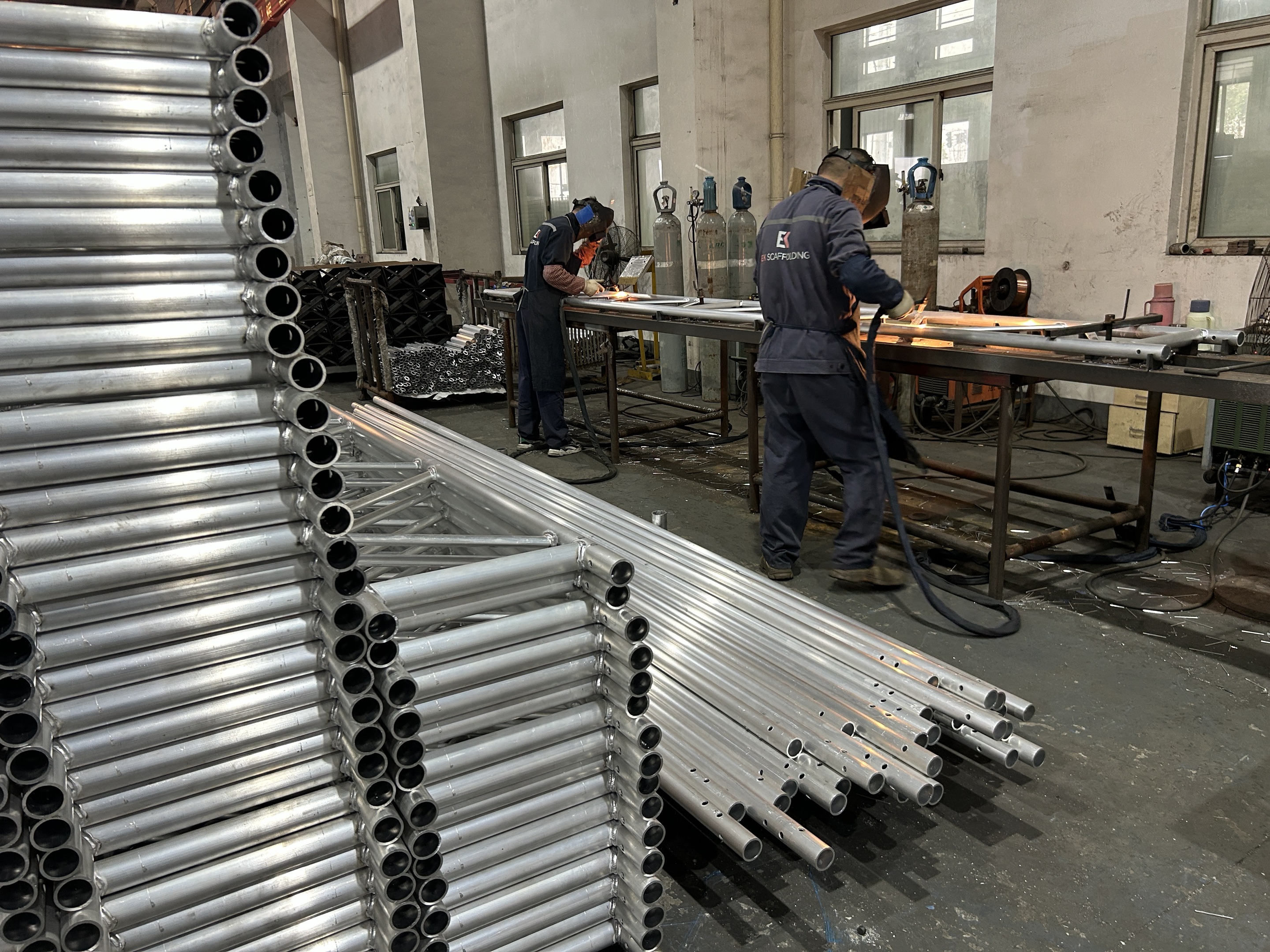 tia lưới nh&ocirc;m 