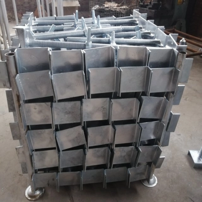 Gi&agrave;n gi&aacute;o đầu chữ U c&oacute; thể điều chỉnh