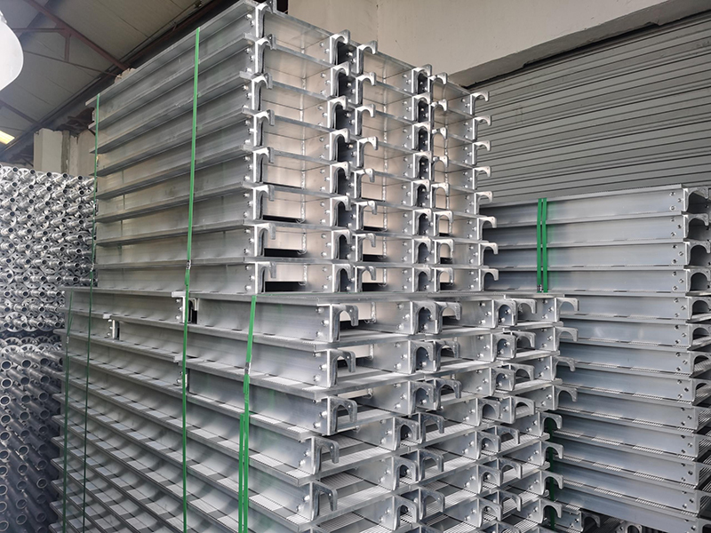 v&aacute;n gi&agrave;n gi&aacute;o nh&ocirc;m