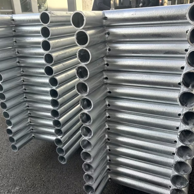 Dầm thang th&eacute;p