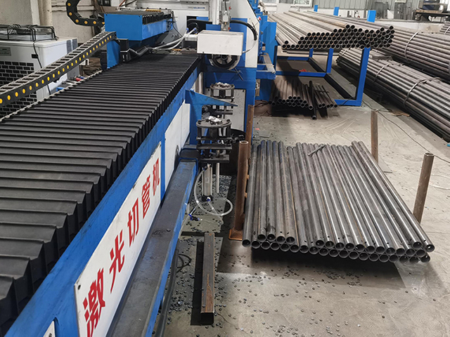 Acrow đạo cụ cắt