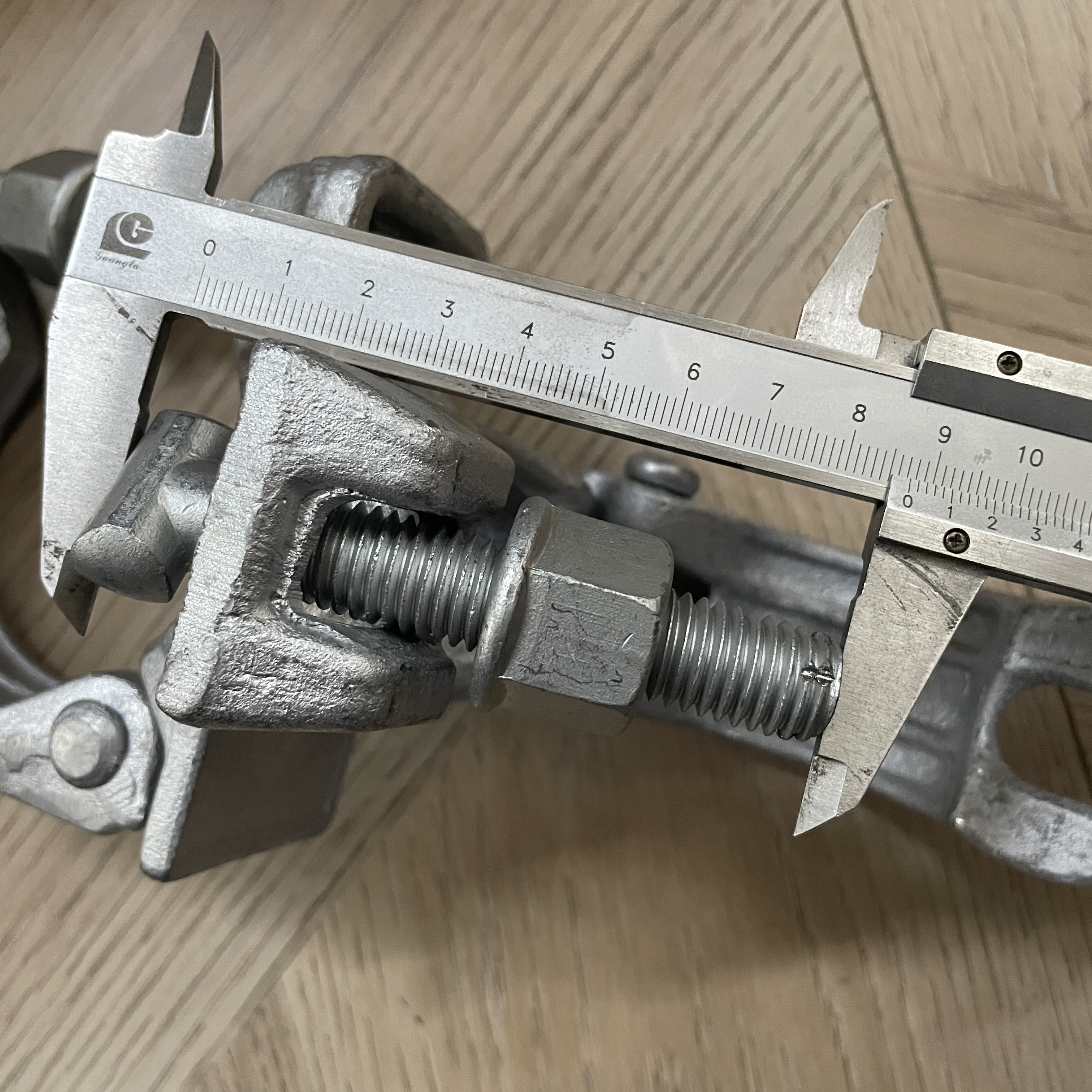 Kẹp gi&agrave;n gi&aacute;o h&igrave;nh đặc biệt Kẹp 