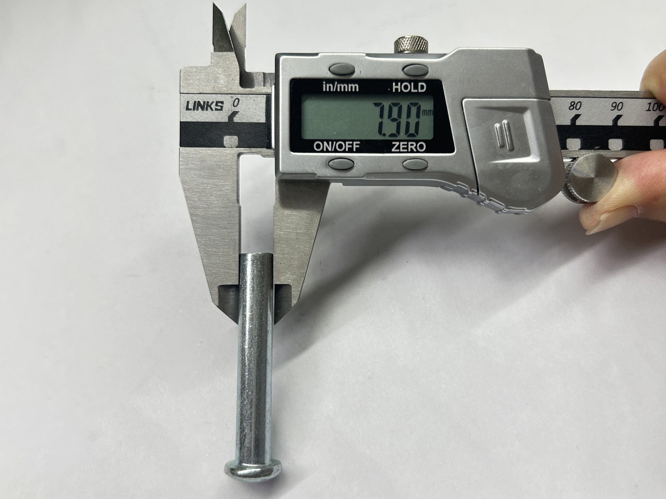 đinh t&aacute;n của khớp nối gi&agrave;n gi&aacute;o K&iacute;ch thước đinh t&aacute;n của 