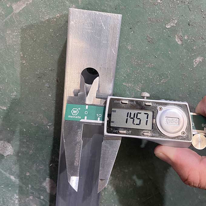thang tay tay bằng Aluminum 