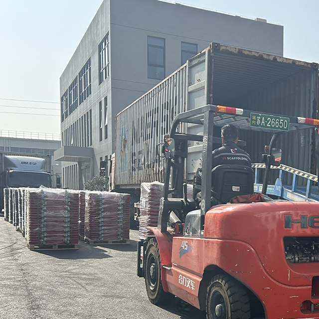 vận chuyển cổng truy cập thang đảo ngược