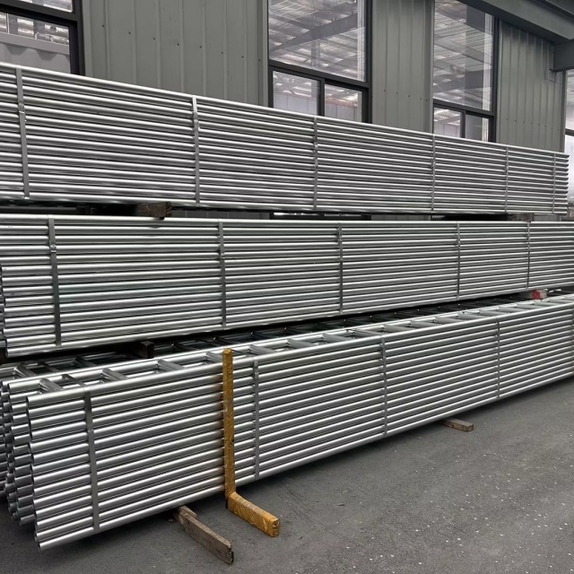 Dầm thang thép giàn giáo