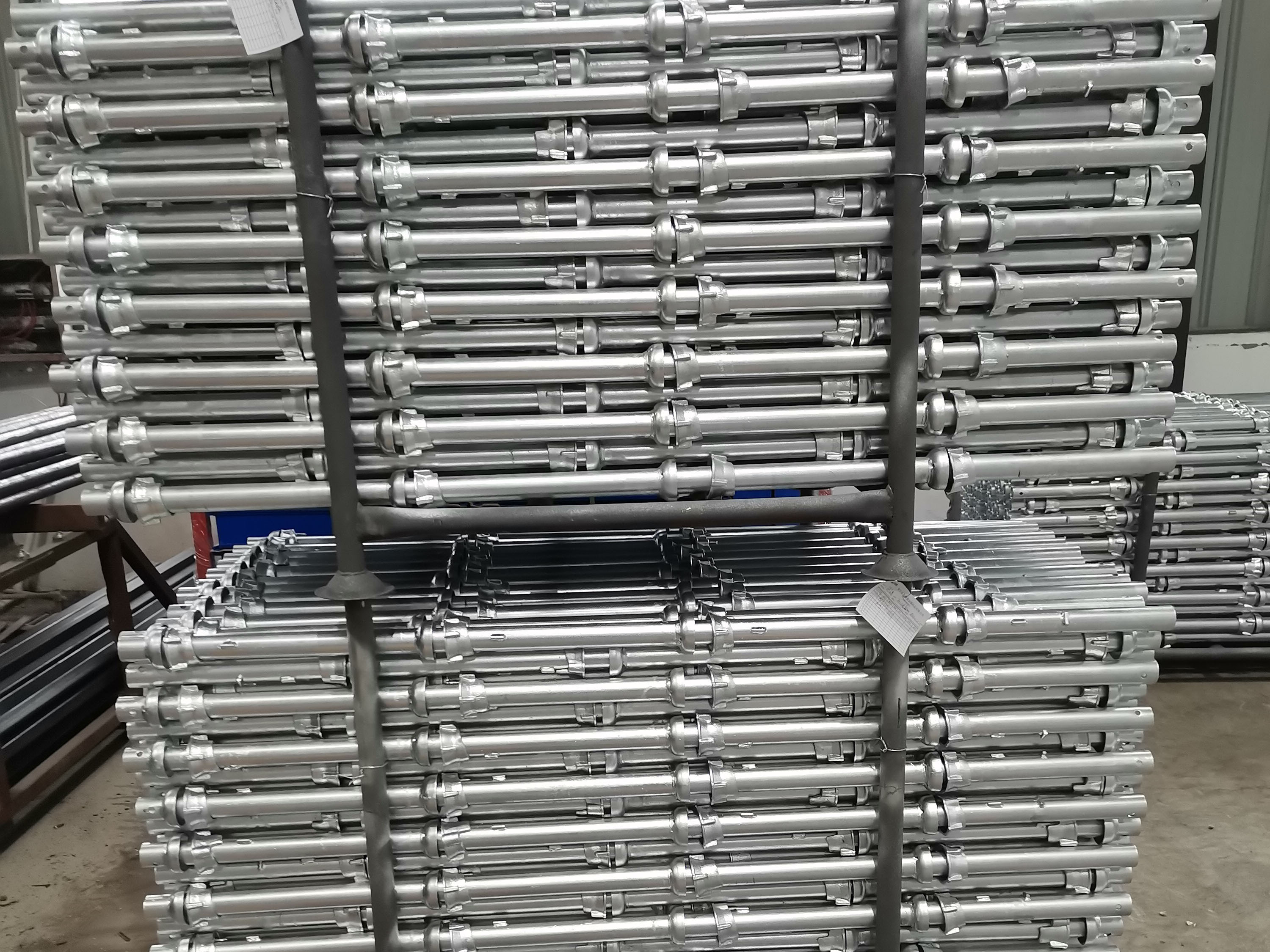 Sự khác biệt giữa Cuplock và Ringlock là gì?