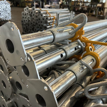 Giàn giáo Đạo cụ chính thức bằng thép