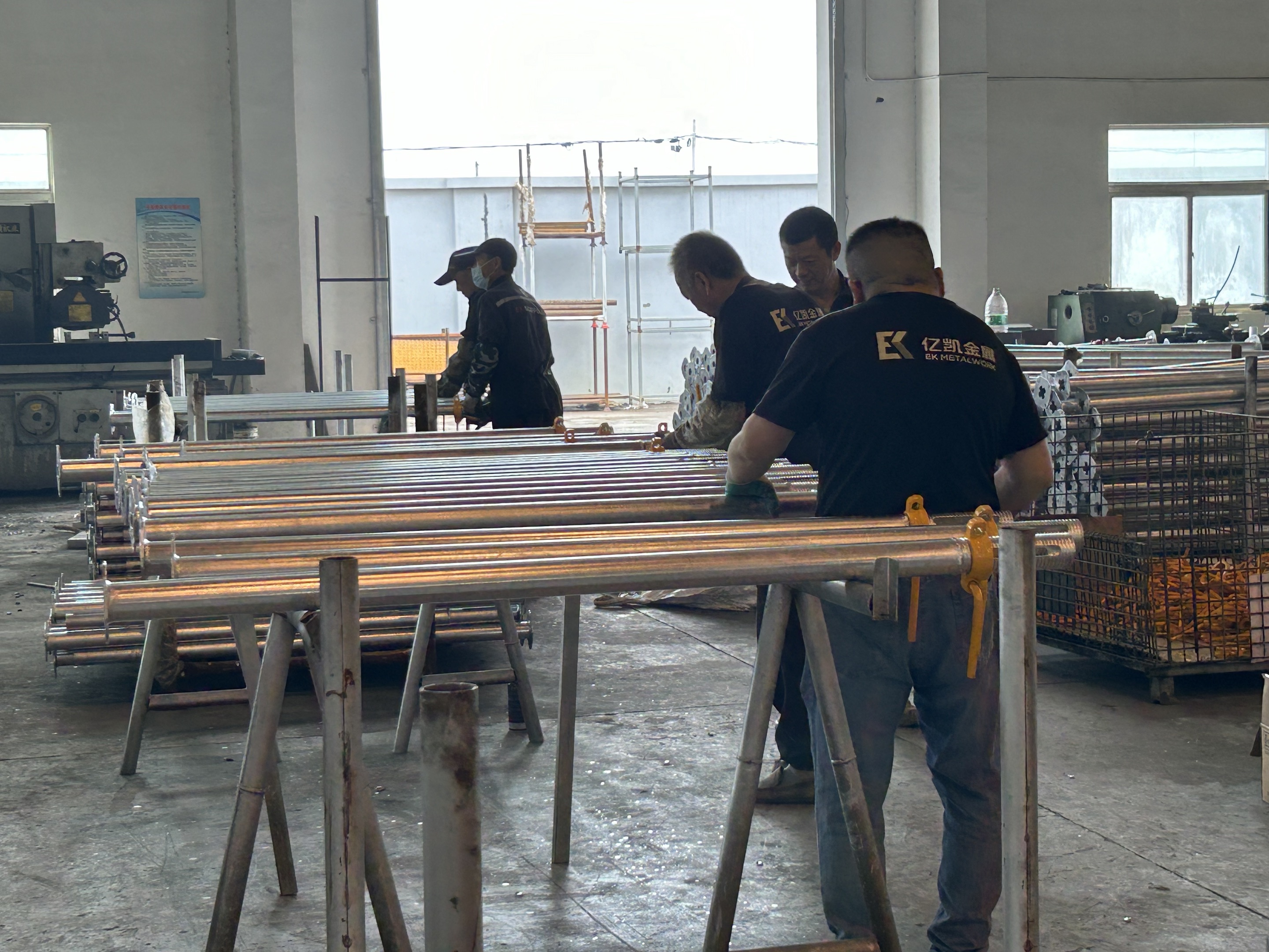 cụ gi&agrave;n gi&aacute;o 