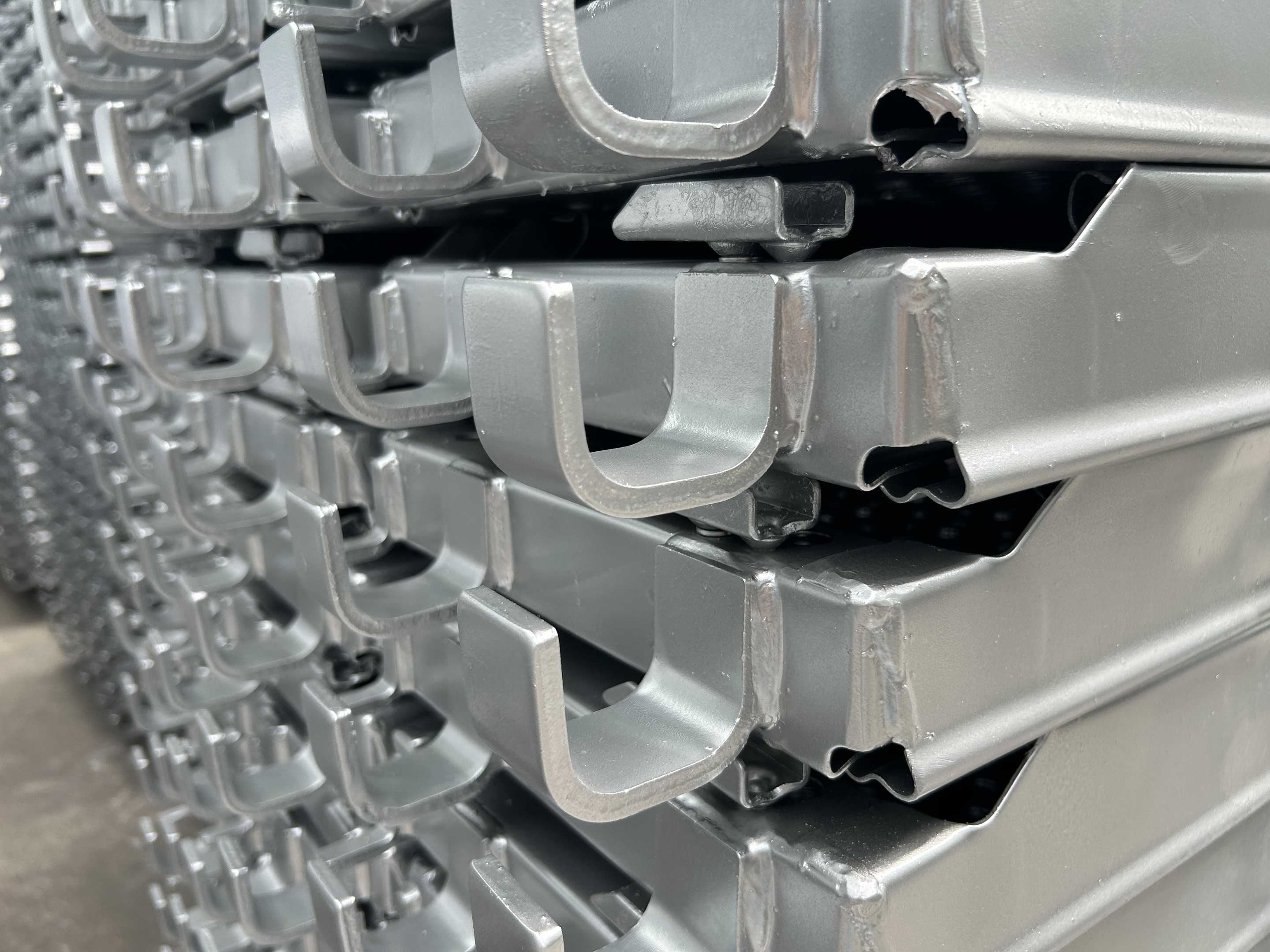 Gi&agrave;n gi&aacute;o m&oacute;c