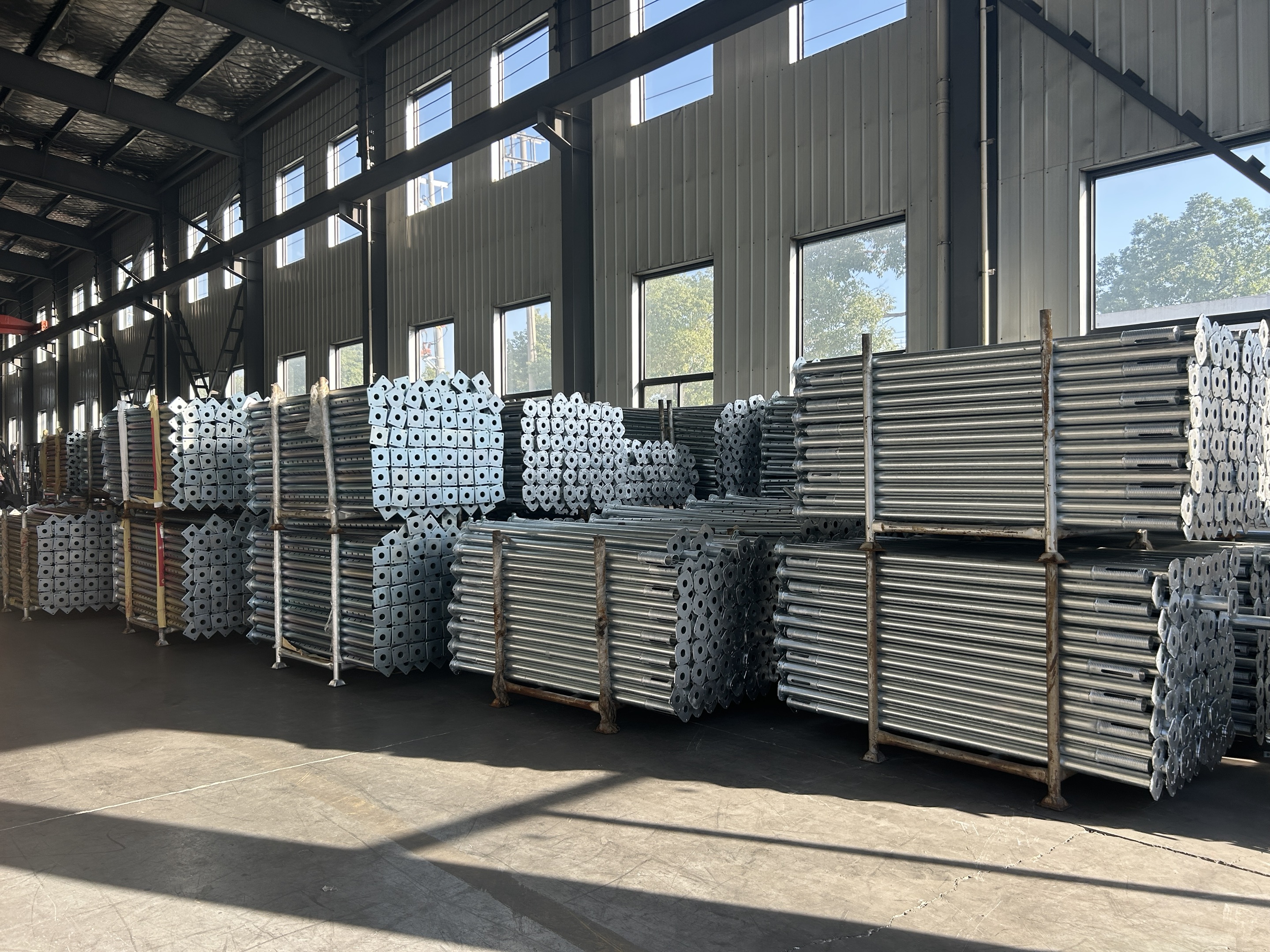 Đạo cụ thép là gì?