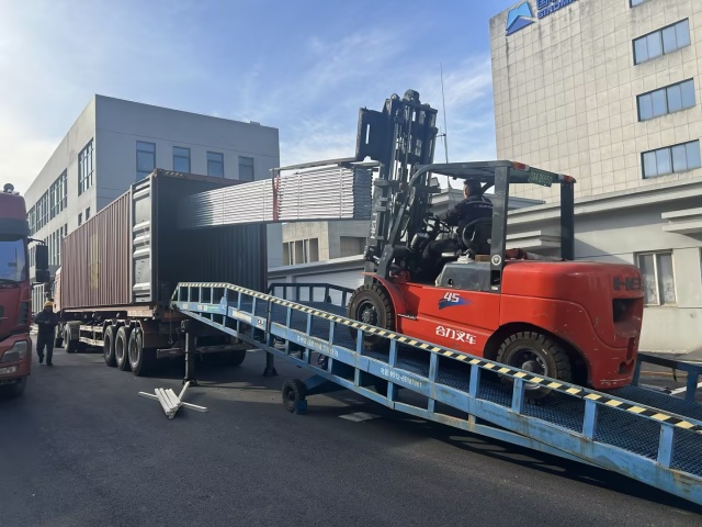 Dầm thang th&eacute;p Dầm 