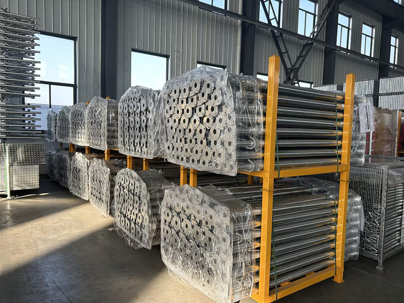 đạo cụ th&eacute;p 