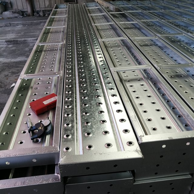 Bảng đi bộ giàn giáo bằng thép mạ kẽm cho hệ thống