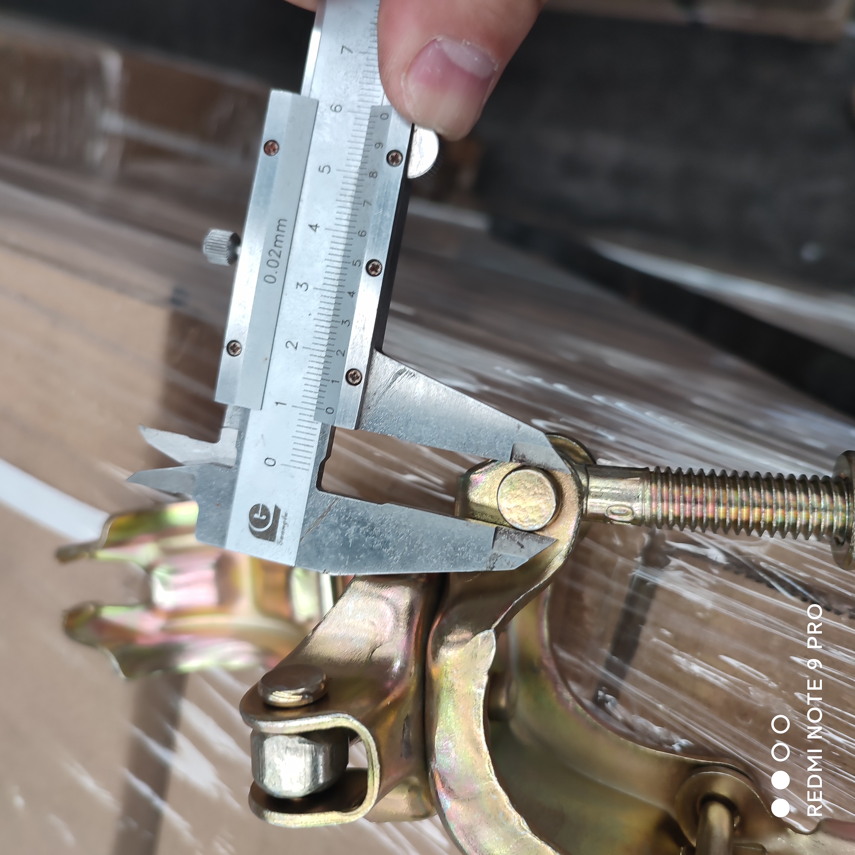 &eacute;p xoay khớp nối 