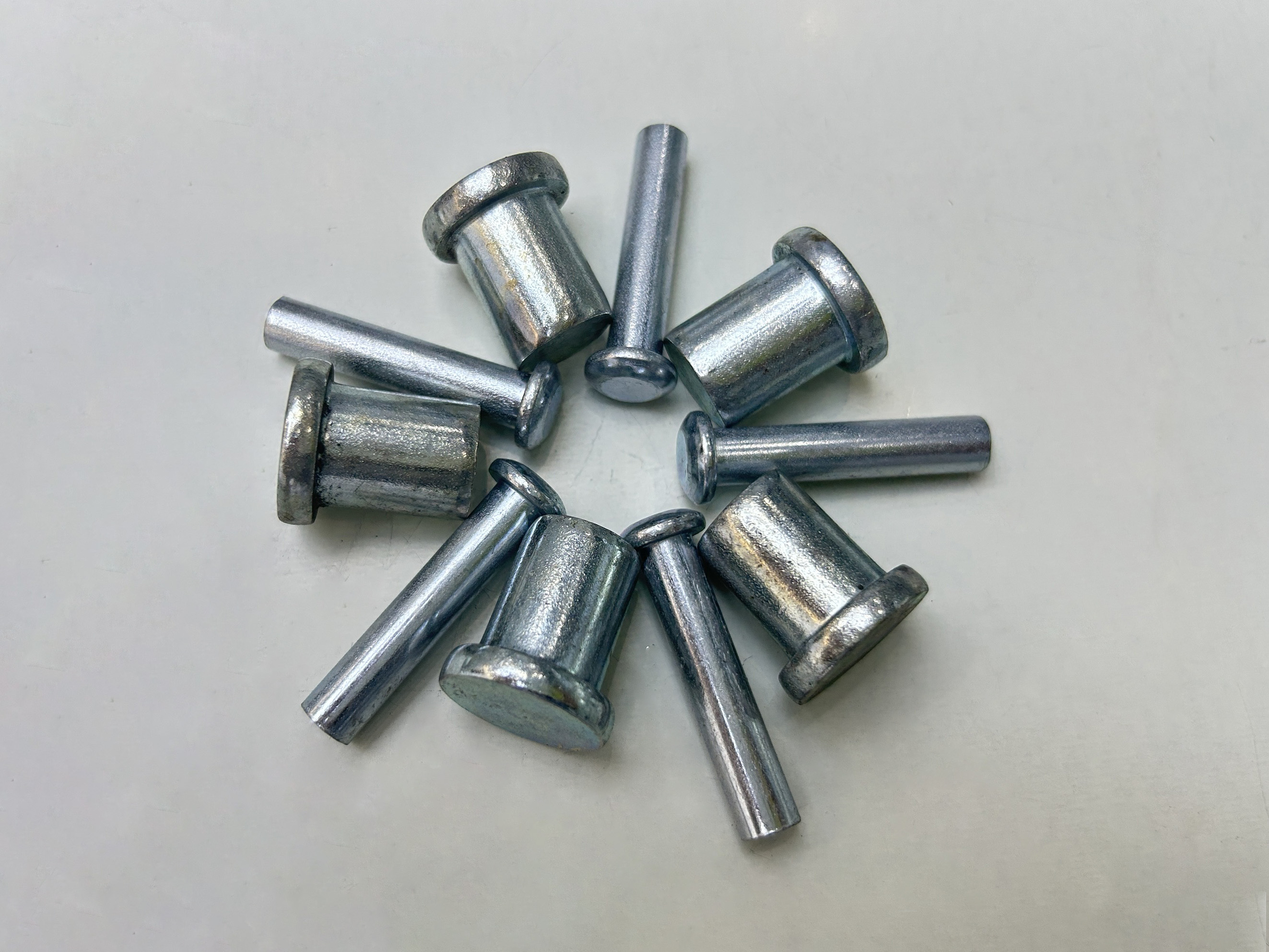 gi&agrave;n gi&aacute;o đinh t&aacute;n 