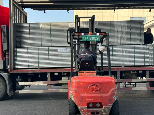 Ch&ugrave;m nh&ocirc;m