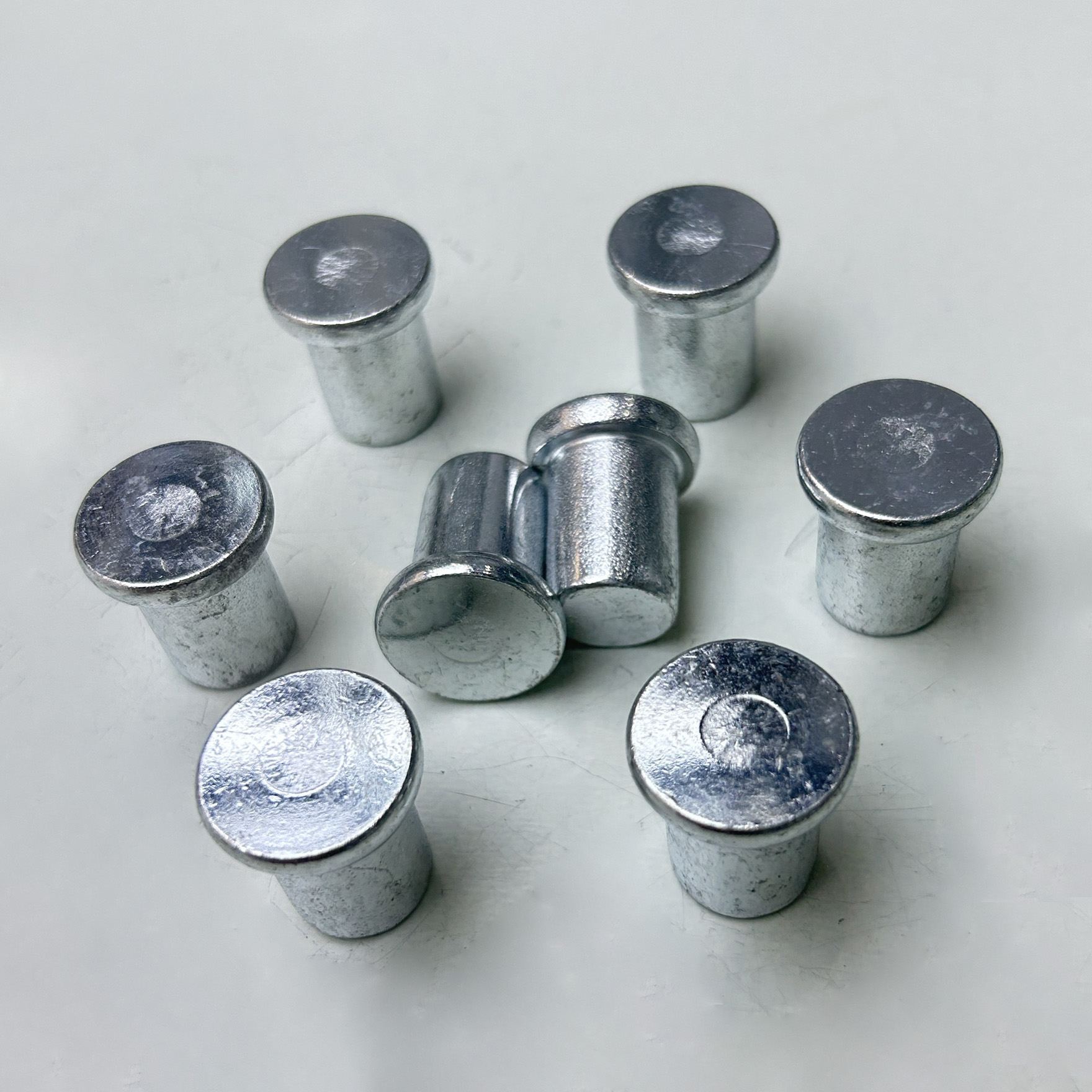 Đinh tán khớp nối giàn giáo Đức