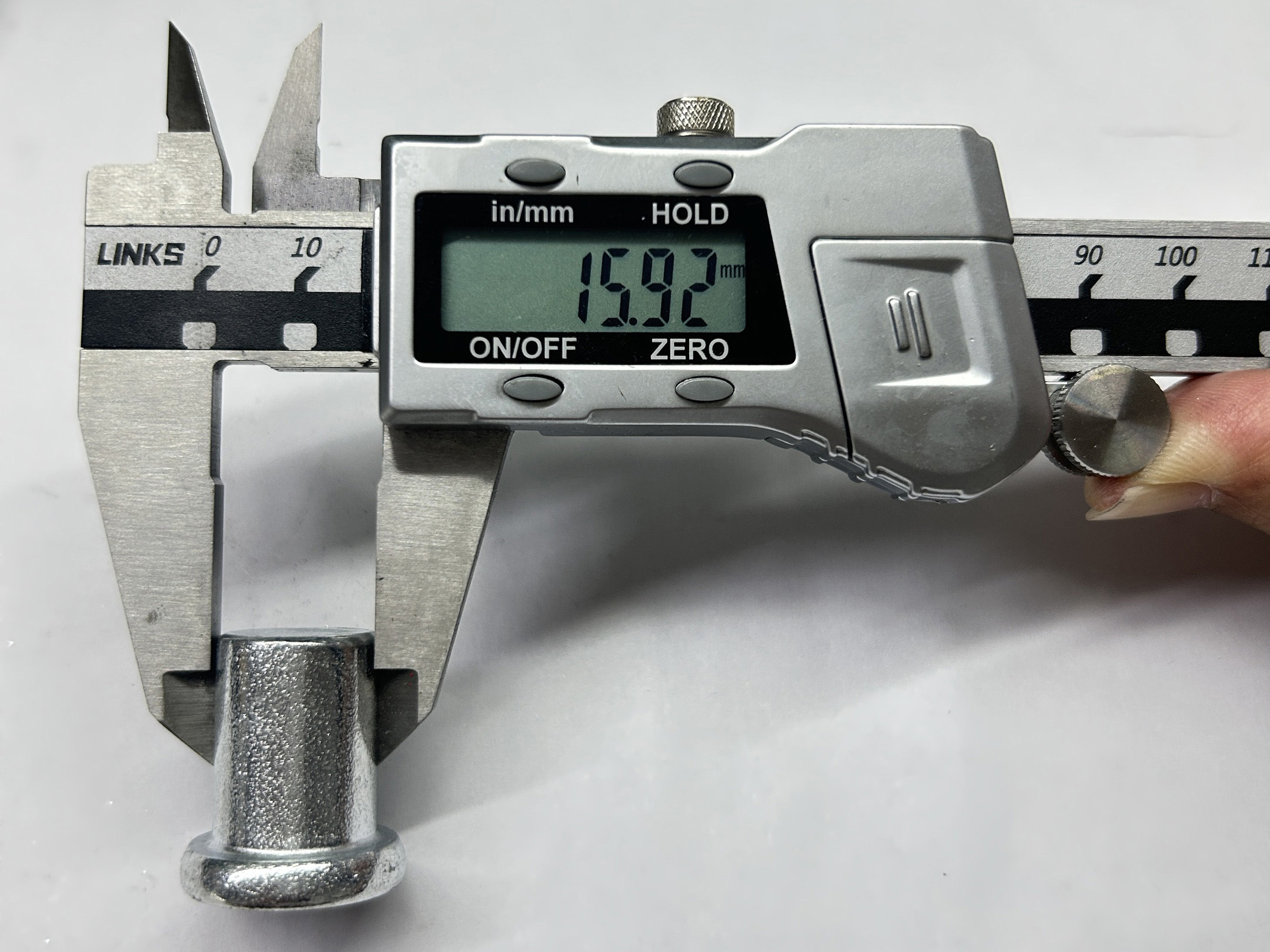 K&iacute;ch thước đinh t&aacute;n của khớp nối gi&agrave;n gi&aacute;o