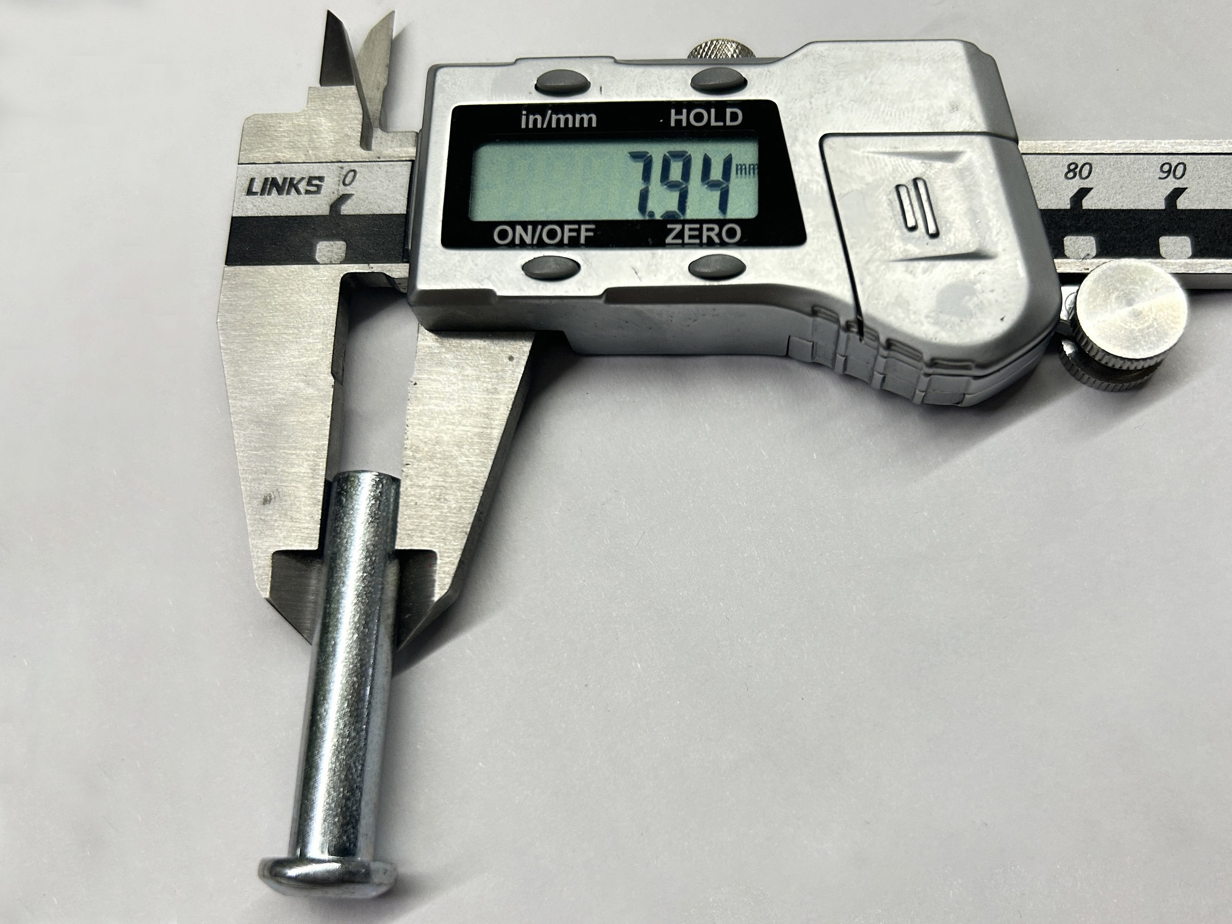 Khớp nối gi&agrave;n gi&aacute;o K&iacute;ch thước đinh t&aacute;n K&iacute;ch 