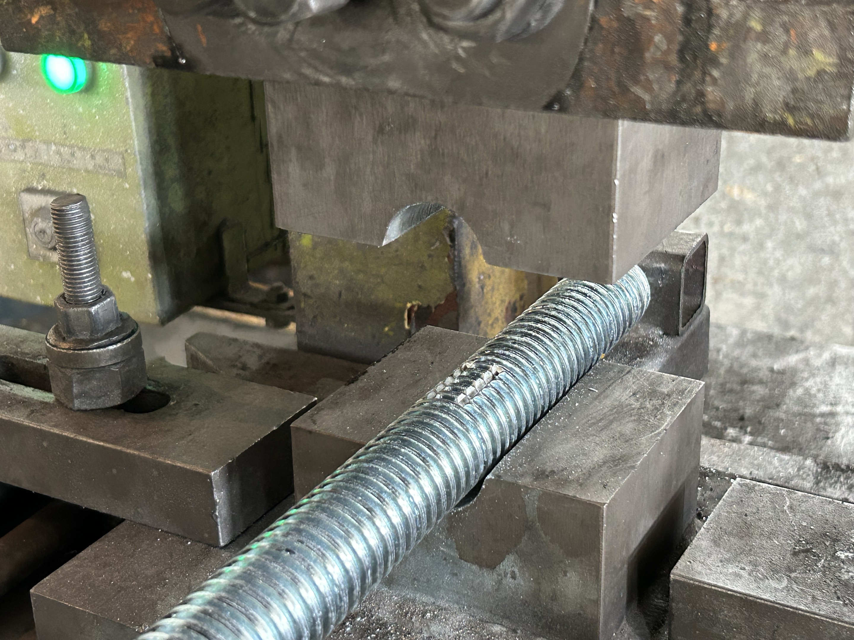 jack cơ sở ph&aacute; hủy răng