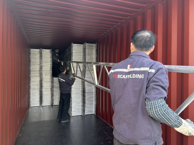 Ch&ugrave;m nh&ocirc;m