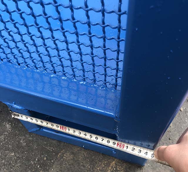 Pallet thép 16