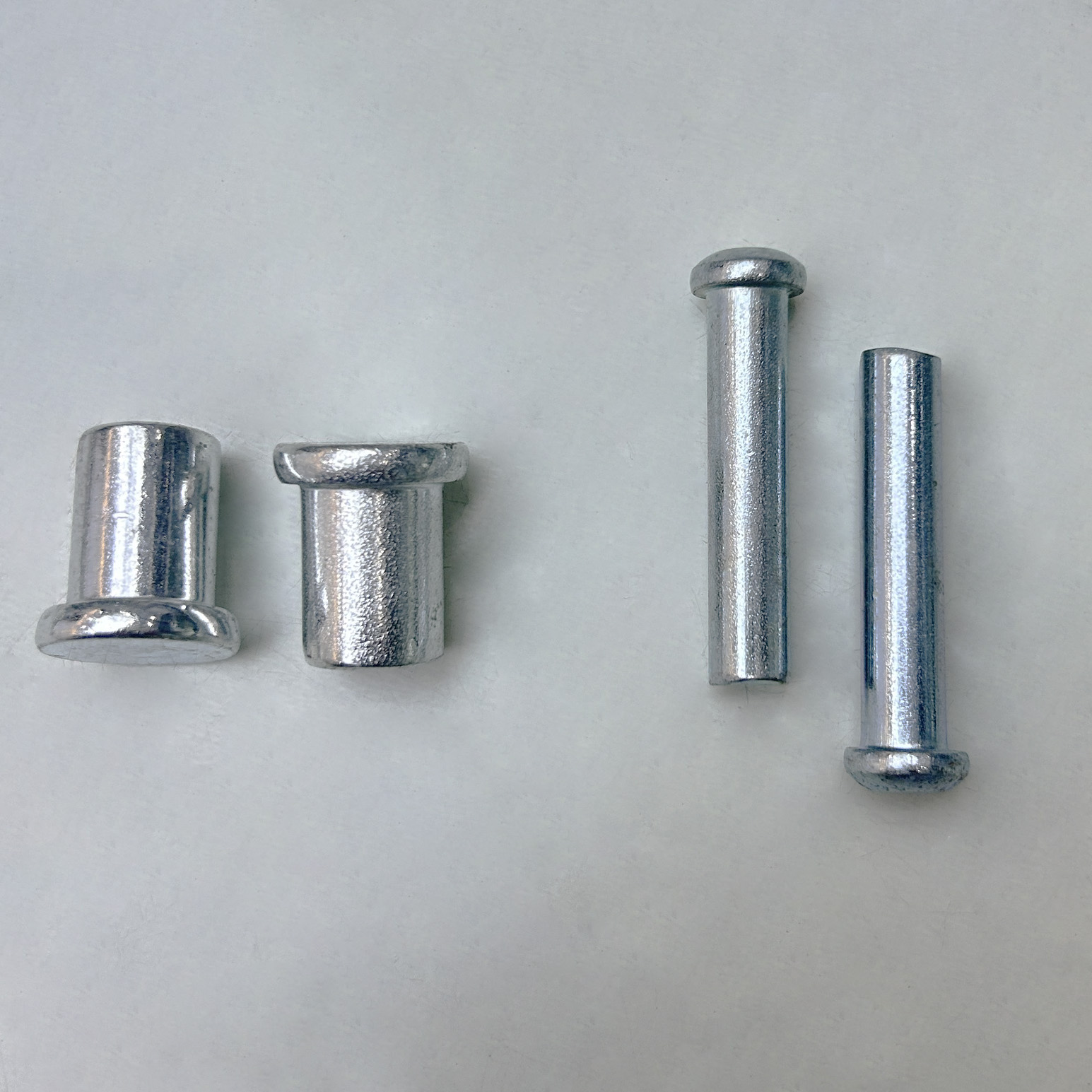 Đinh tán khớp nối giàn giáo của Mỹ