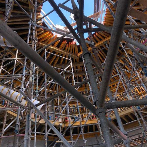 t&ograve;a nh&agrave; h&igrave;nh tr&ograve;n