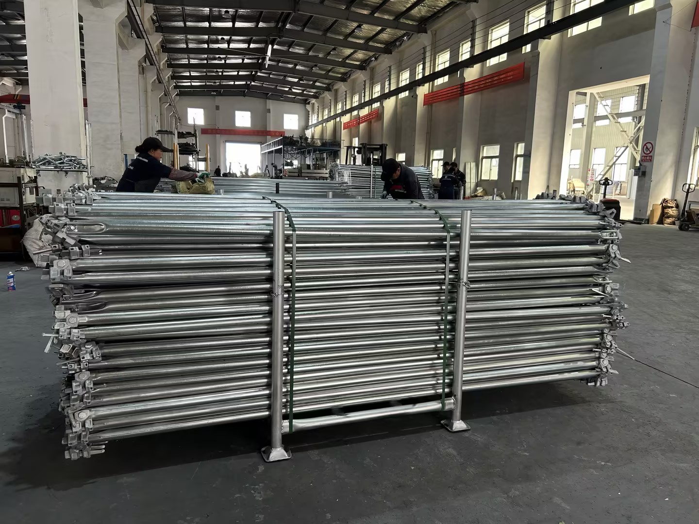 Giàn giáo đường chéo giàn giáo