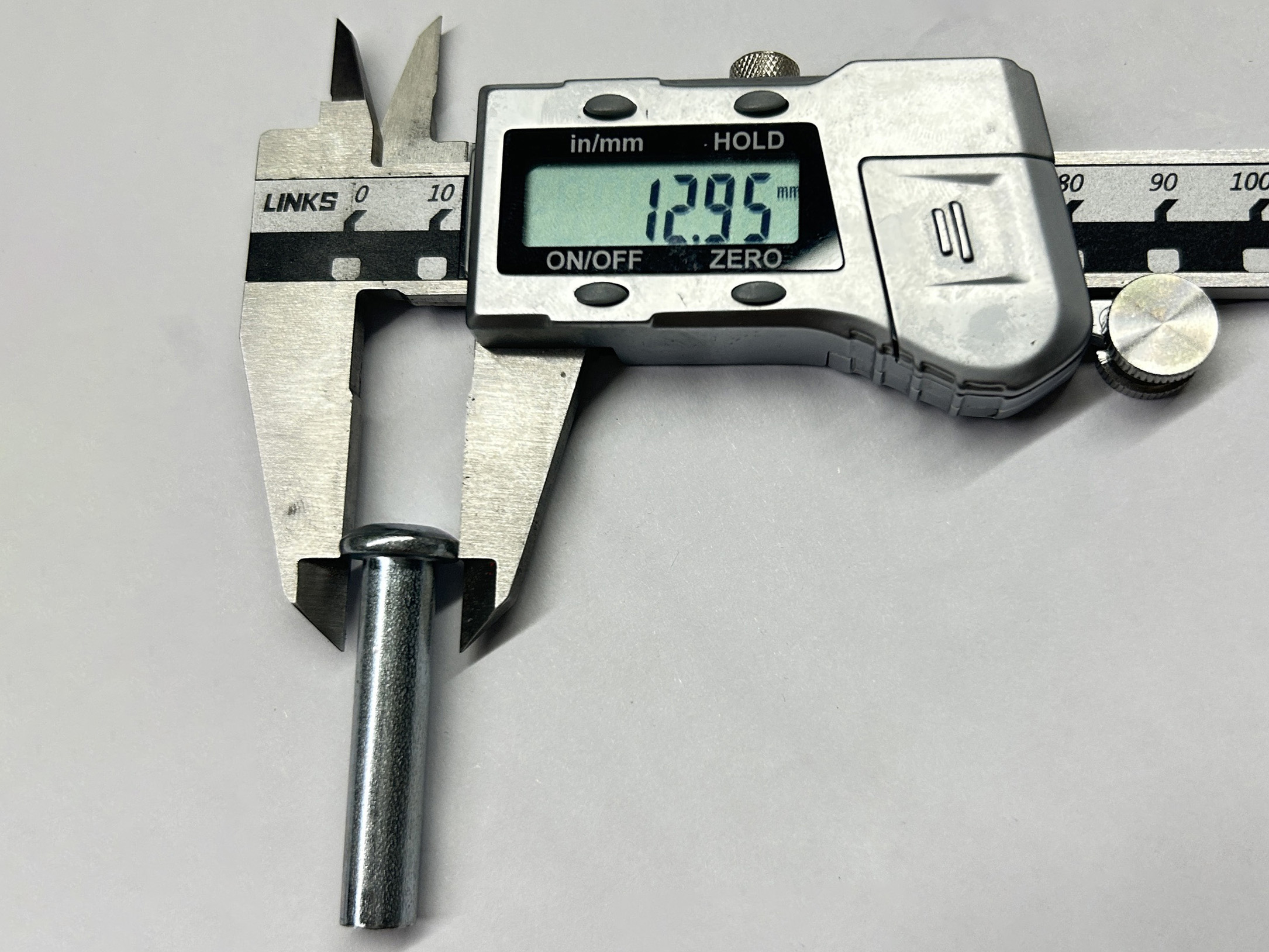 đinh t&aacute;n của khớp nối gi&agrave;n gi&aacute;o K&iacute;ch thước đinh t&aacute;n của 