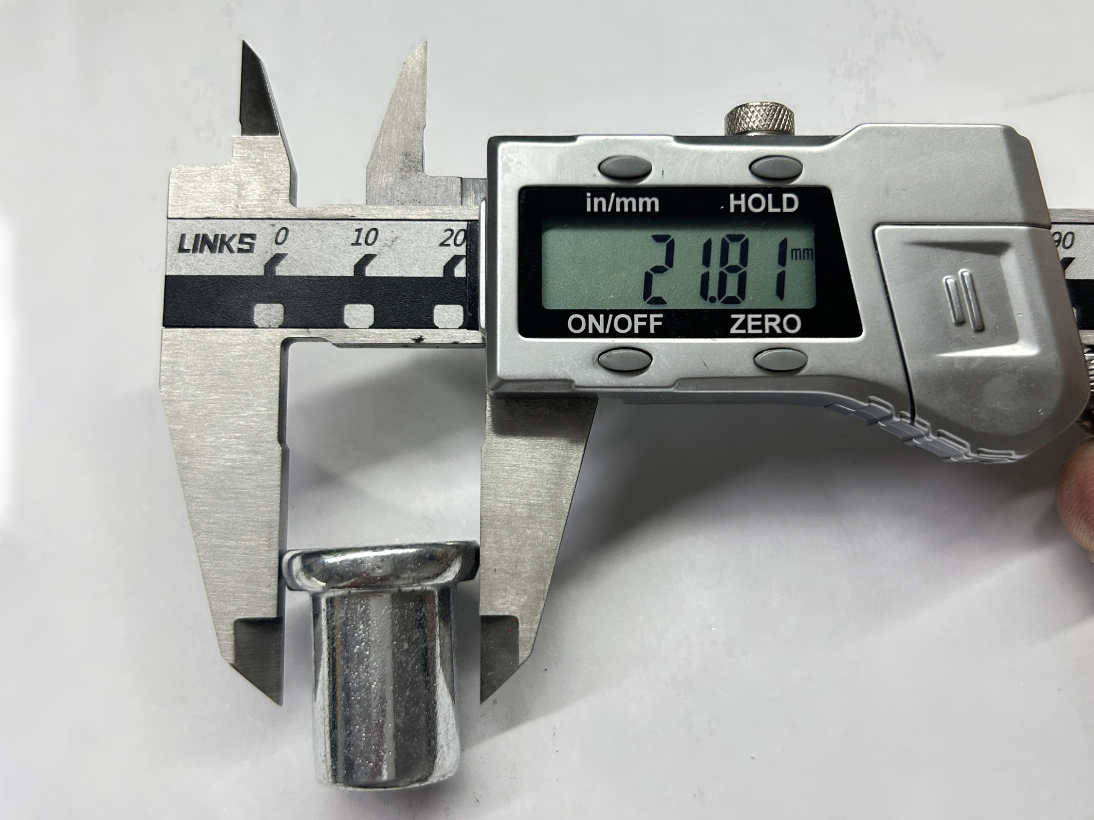 khớp nối gi&agrave;n gi&aacute;o K&iacute;ch thước đinh t&aacute;n của khớp nối gi&agrave;n gi&aacute;o K&iacute;ch 