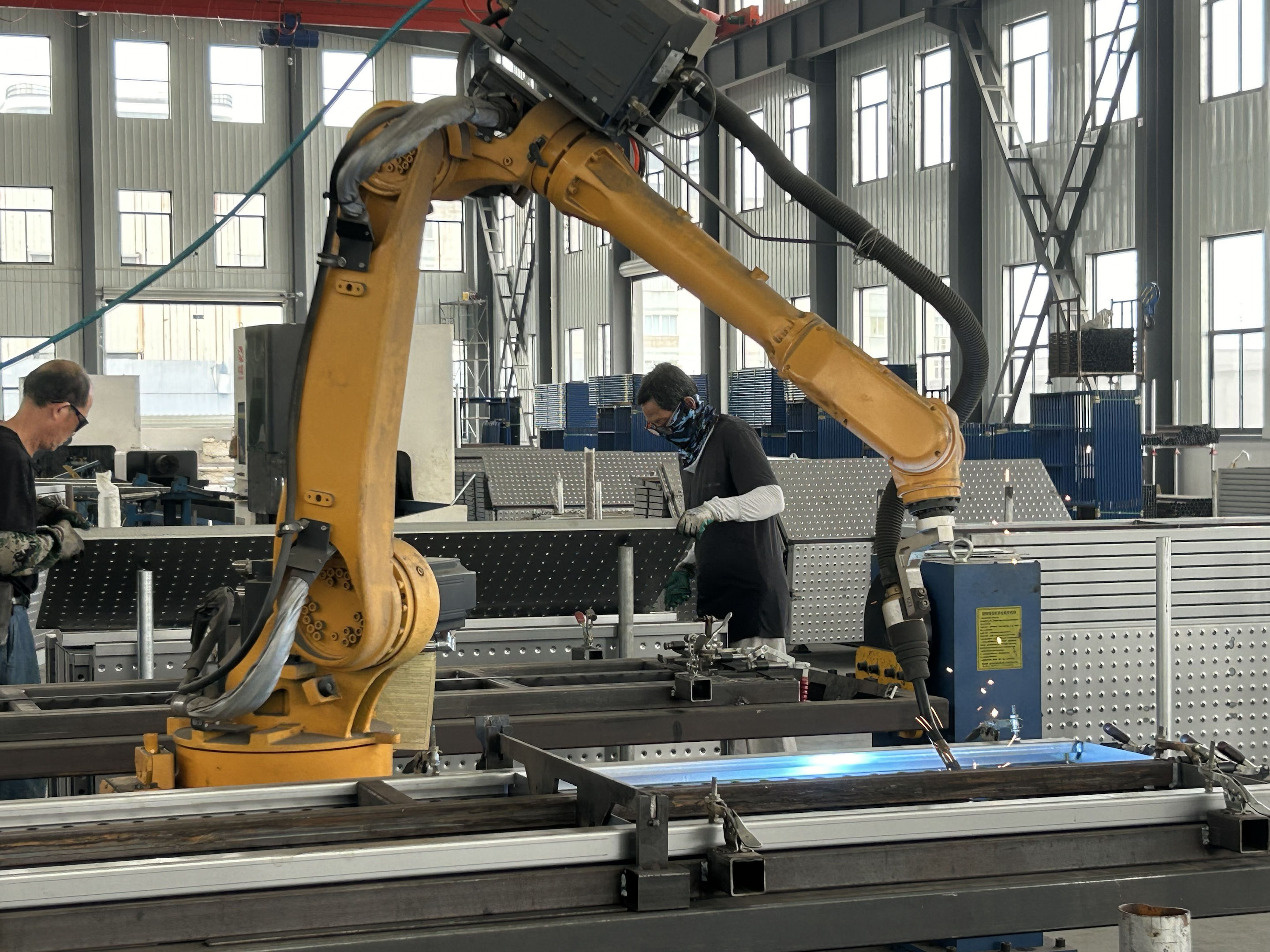 Robot hàn