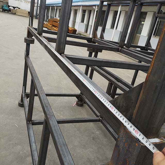 thép mạ kẽm pallet 